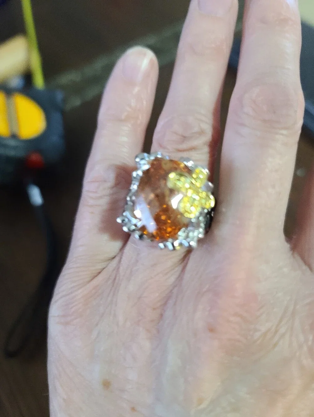 Huge Citrine Set In Chunky 925 Setting Butterfly Cocktail Ring, Size 6 - Picture 7 of 9